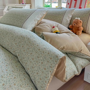 Спално бельо Ranforce 100% памук, салвия със бежови цветя и дантела | JoJo Home – продуктова снимка за продуктовата галерия