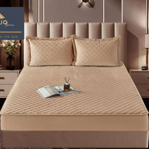 Комплект долен чаршаф с ластик + 2 калъфки, за Двойно легло, Кадифе, HTC-38