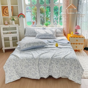 Охлаждаща лятна завивка Cooling Touch JoJo Home, 200x230 см + 2 калъфки, ледено синя със сиви цветя, PCJH-09 – продуктова снимка за онлайн каталог