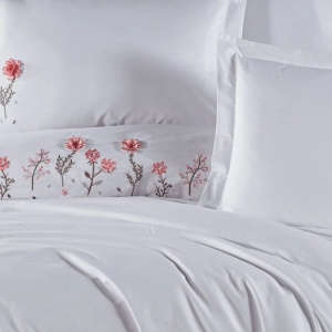 Set lenjerie de pat alb Salome Hobby Home din bumbac poplin cu broderie florală pe husă pilotă