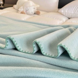 Одеяло JoJo Home с ефект на кашмир, 200x230 см, ментовозелено, с чанта, pcsh-08 - Img 3