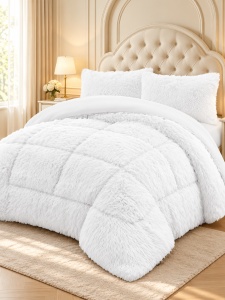 Пухкава олекотена завивка Fluffy 200×230 см с 2 калъфки, 3 части, бял – Johnny Home FA-07