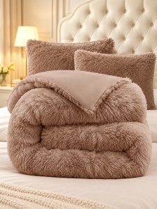Пухкава олекотена завивка Fluffy 200×230 см с 2 калъфки, 3 части, кафяв – Johnny Home FA-04 - Img 3