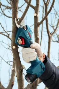Akumulatorske makaze za orezivanje Pro Pruner 2x3.0Ah BOSCH - Img 6