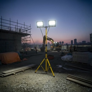 Prenosni LED reflektori na stalku 2x50W PROSTO - Img 2
