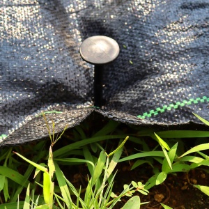 Klin za fiksiranje agrotekstil folija 20cm - 20kom. - Img 2