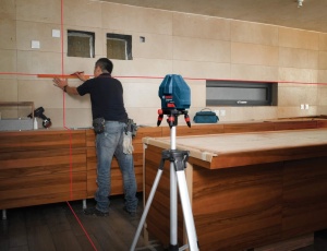 Linijski laser GLL 3-15 X sa 3 linije samonivelišući 15m domet BOSCH - Img 5