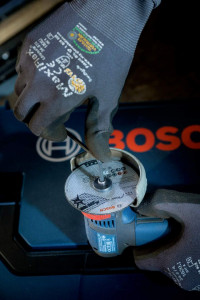 Akumulatorska ugaona brusilica GWS 12V-76 Solo BOSCH - Img 9
