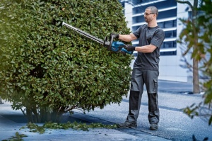 Akumulatorske makaze za živu ogradu GHE 18V-60 Solo Professional BOSCH - Img 8