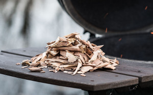 Aromatični čips za roštilj - hikori 2.9L Big Green Egg - Img 5
