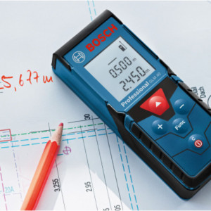 Digitalni laserski daljinomer GLM 40 BOSCH - Img 4