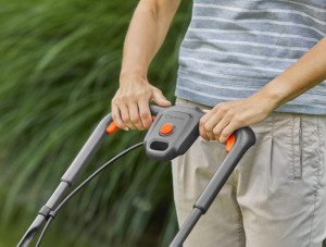 Akumulatorska kosilica sa baterijom i punjačem Powermax 32/18V P4A GARDENA - Img 7