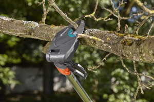 Makaze za grane sa teleskopskom drškom 3.5m Starcut 160 plus GARDENA - Img 6
