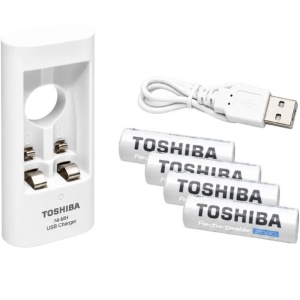USB punjač za Ni-MH akumu. AA AAA + 4 punjiva aku AA 2000mAh TOSHIBA