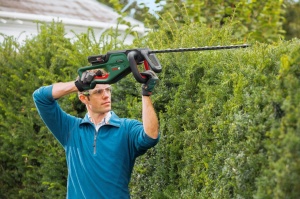 Akumulatorski trimer za žbunje i živicu UniversalHedgeCut 18V-55 Solo BOSCH - Img 3