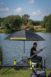 Umbrela Matrix Pro Over Brolly, Ø=230cm - Img 5