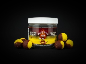 Boilies pentru carlig Mister Red "Super Hot Halfness"Pineapple 20 mm