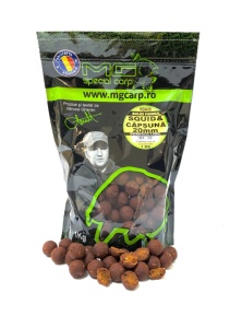 Boilies Semisolubil Squid & Capsună 20mm MG0438 - Img 2