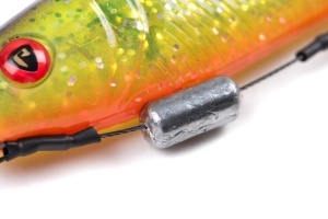Pro Grub 16cm 6.3" Loaded UV Perch - Img 4