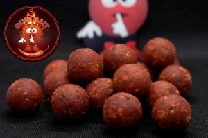 Boilies Solubil "Mister Red Super Hot" 16 mm 10 kg