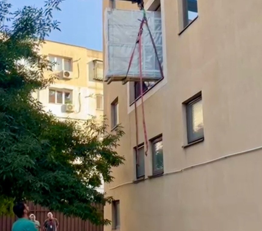 Cuptor Sveba Dahlen ridicat cu macaraua la etajul 2, fabrica Ana Pan – proiect Cookman