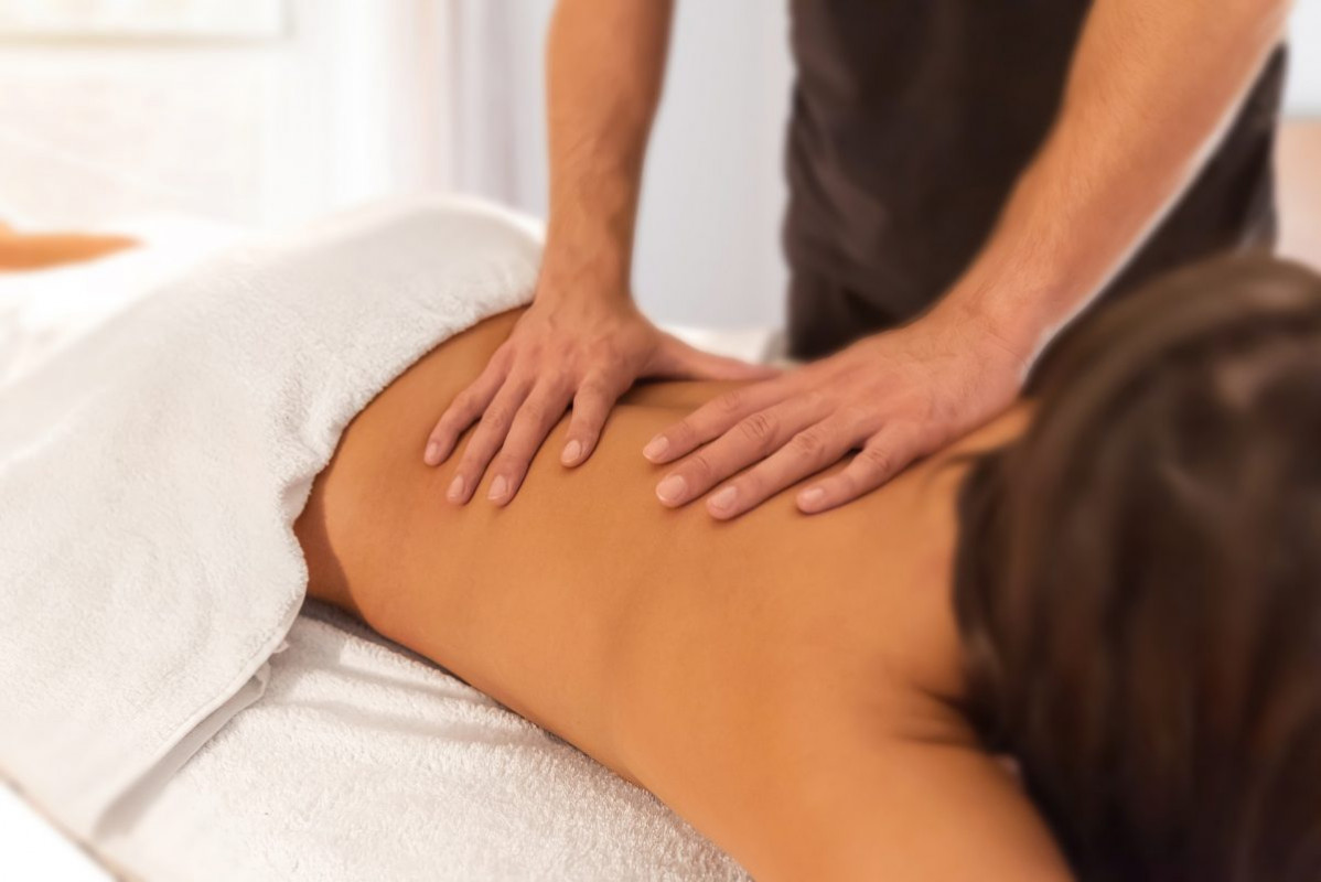 Tot ce ar trebui să știți despre masajul terapeutic lombar