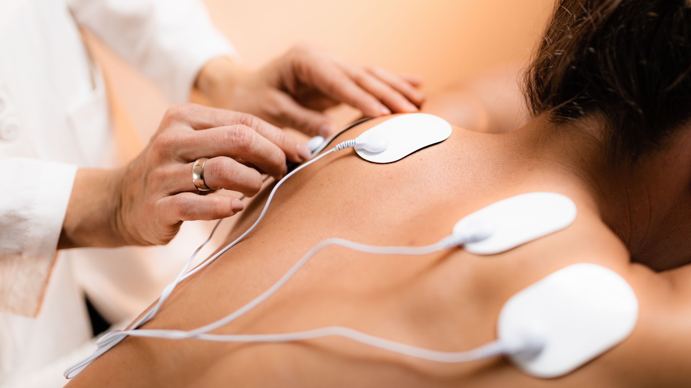 Cum funcționează un dispozitiv electrostimulare musculara pentru ameliorarea durerii musculare?