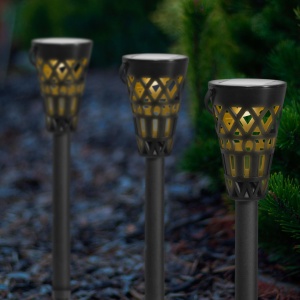 Lampă Solară Suspendată pentru Grădină, Alb Cald, Rezistentă la Apă, Autonomă 6-8 ore, 7x7x35(+10) cm, LED Incorporat, Panou Solar Eficient - Img 2