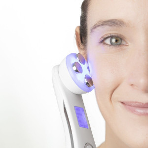 Aparat de masaj facial multifuncțional cu radiofrecvență și fototerapie - îmbunătățește starea și aspectul pielii
