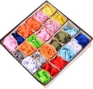 Organizator Bej Organizator Pliabil pentru Sertar cu 24 de Compartimente || 34 cm x 30 cm x 10 cm || C2Pliabil pentru Sertar cu 24 de Compartimente || 34 cm x 30 cm x 10 cm