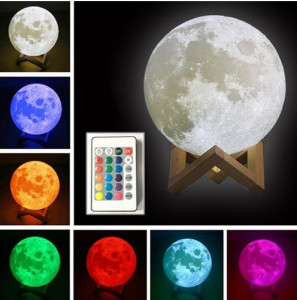 Lampa Luna 3D de Veghe cu Telecomanda - 15 Moduri de Iluminare RGB, Incarcare USB, Structura Detaliată, Ideală pentru Decor și Relaxare