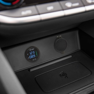 Adaptor USB Integrat pentru Vehicule cu Voltmetru și Ampermetru, Montare Simplă, Indicator LED, Protecție Cauciuc, Compatibil 12/24V - Eficiență și Securitate - Img 2