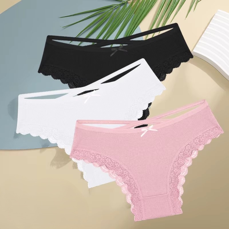 Set 3 perechi de chiloti pentru dama, CH096, Multicolor