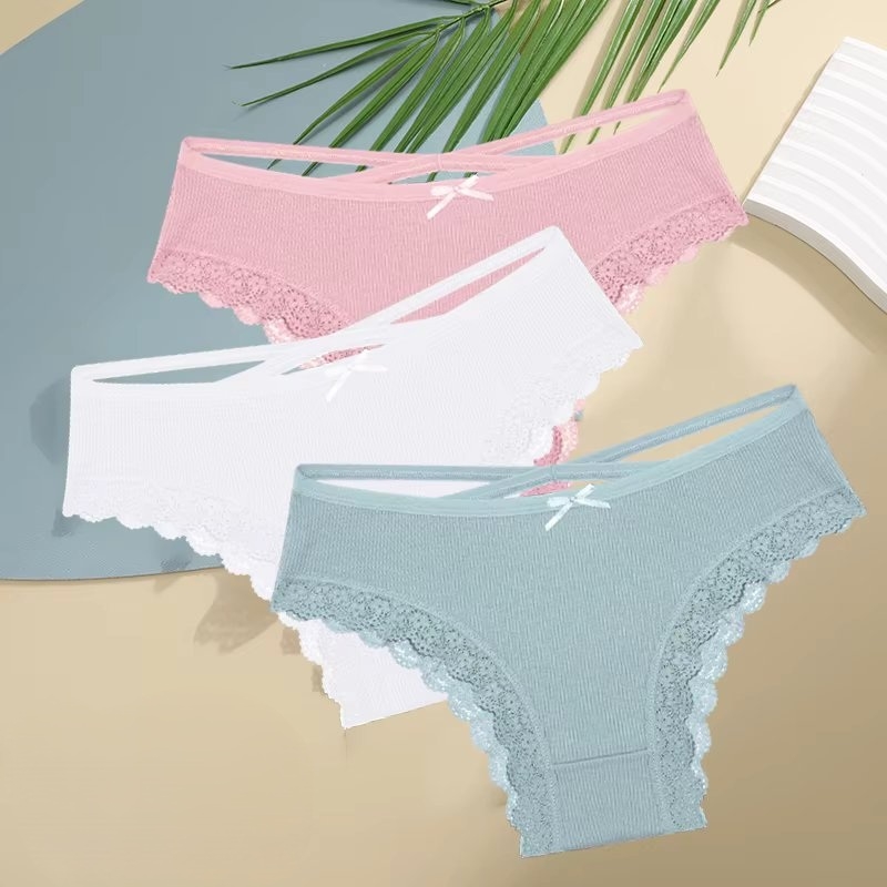 Set 3 perechi de chiloti pentru dama, CH108, Multicolor