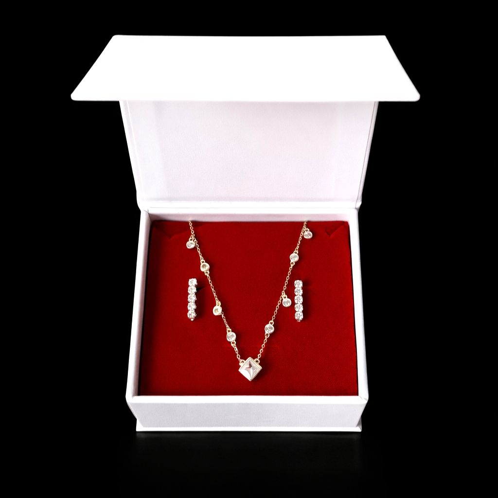 Set cadou pentru dama, Lantisor + Cercei, model geometric, SET26