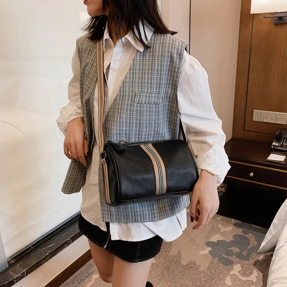 Geanta dama Darcie GT1986, piele naturala, Crem