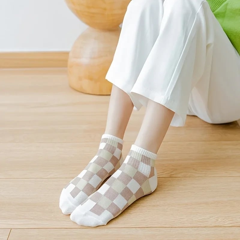 Set 5 perechi de sosete pentru dama, SS088, Crem/Maro, marime universala (35-39) - 3 | YEO