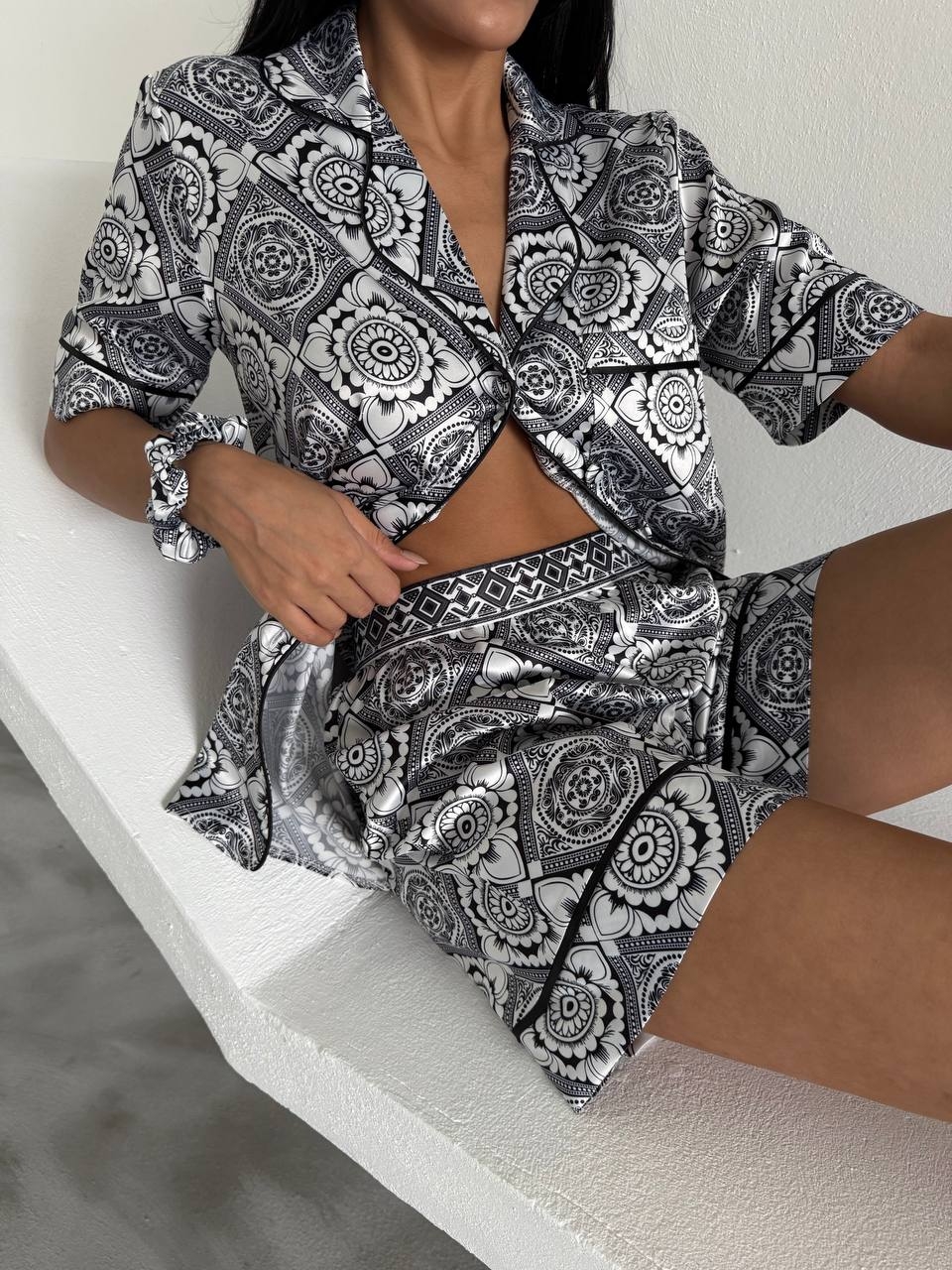 Set pijama dama din doua piese, cu nasturi – 2500162, Black Mosaic - imagine 5