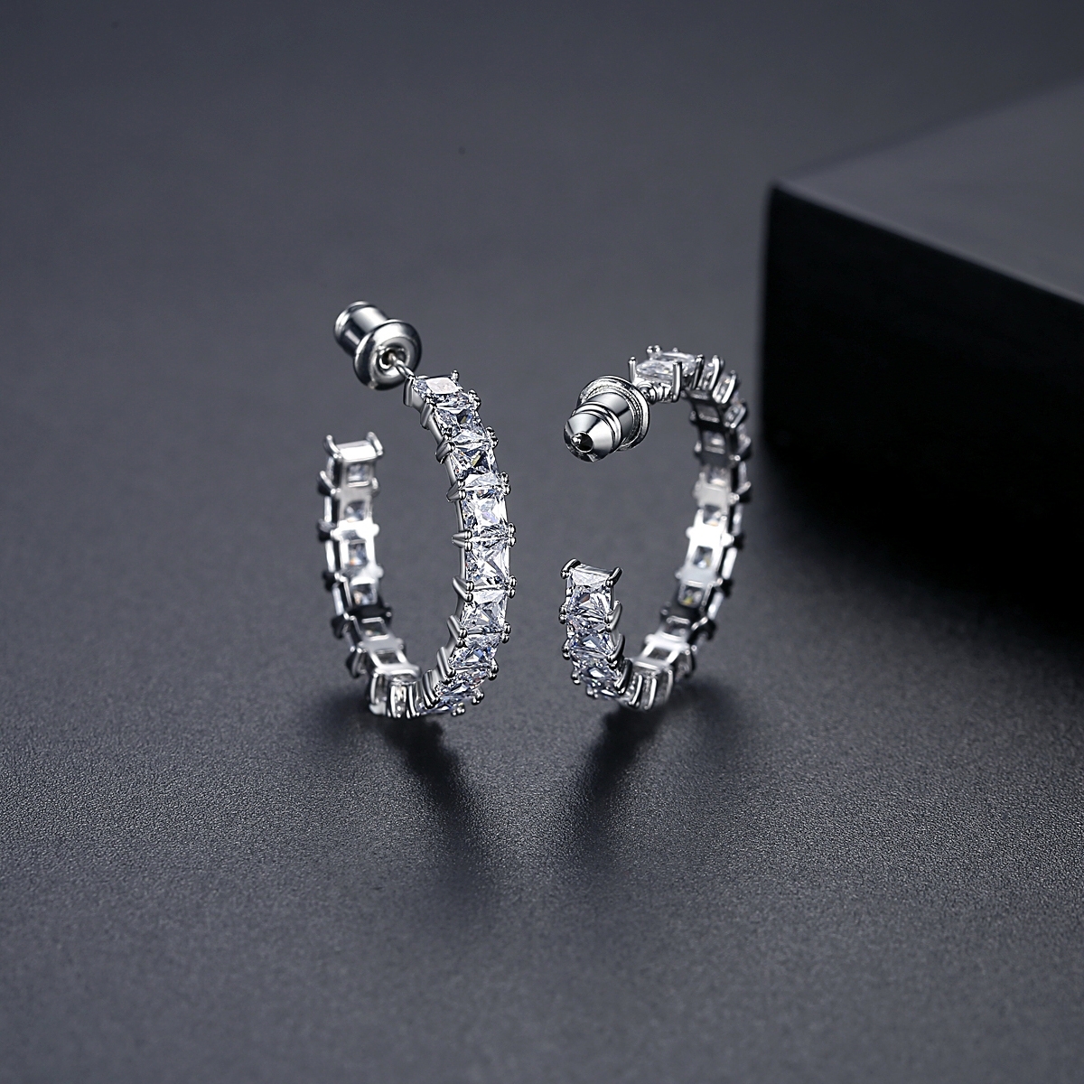 Cercei rotunzi argint 925, JW1792, model elegant, placati cu rodiu