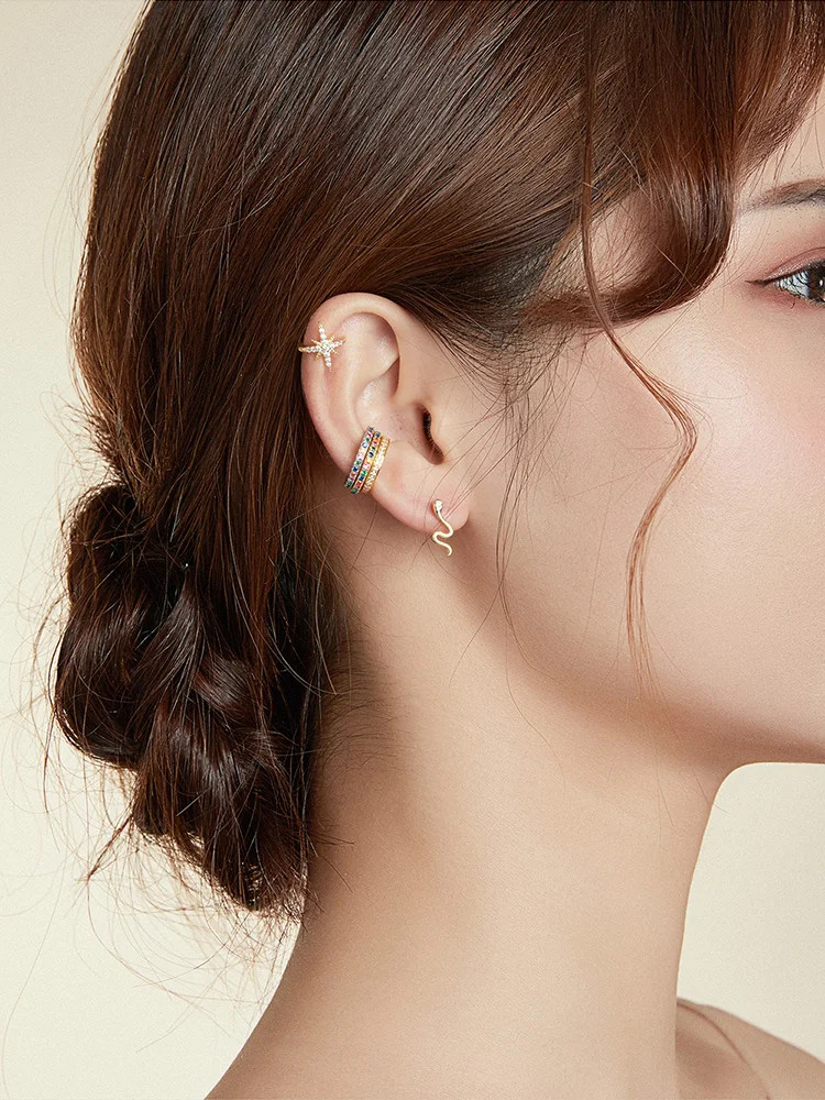 Cercel ear cuff argint 925, JW976, model cu pietre, placat cu rodiu - 1 | YEO