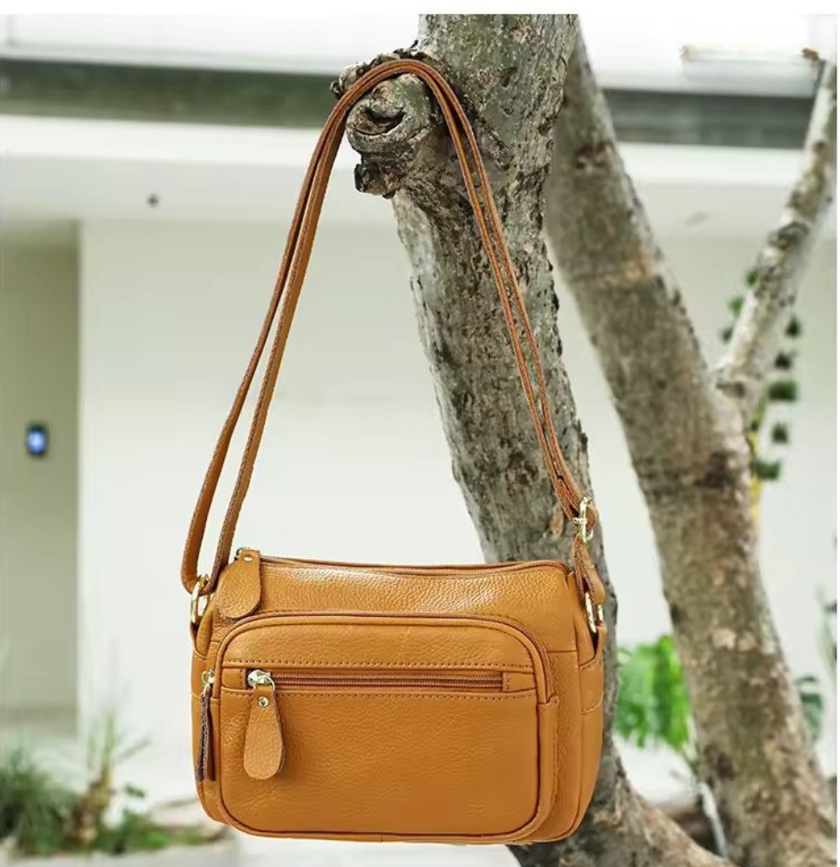 Geanta de dama, Caroline GT3833, piele naturala, Maro