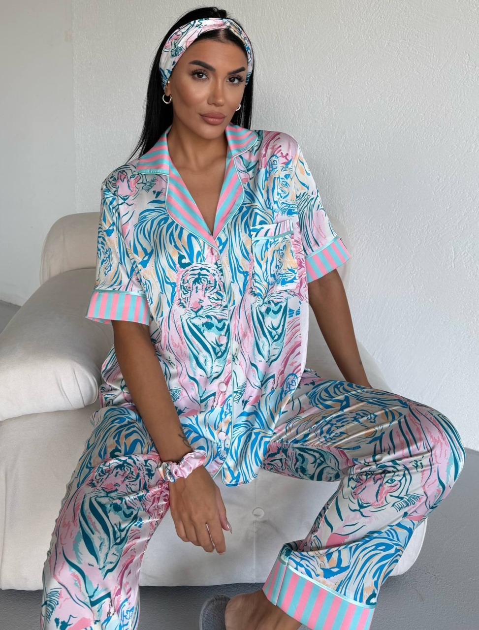 Set pijama dama din doua piese, cu nasturi – 2500382, Mint Tiger Vibe - imagine 3