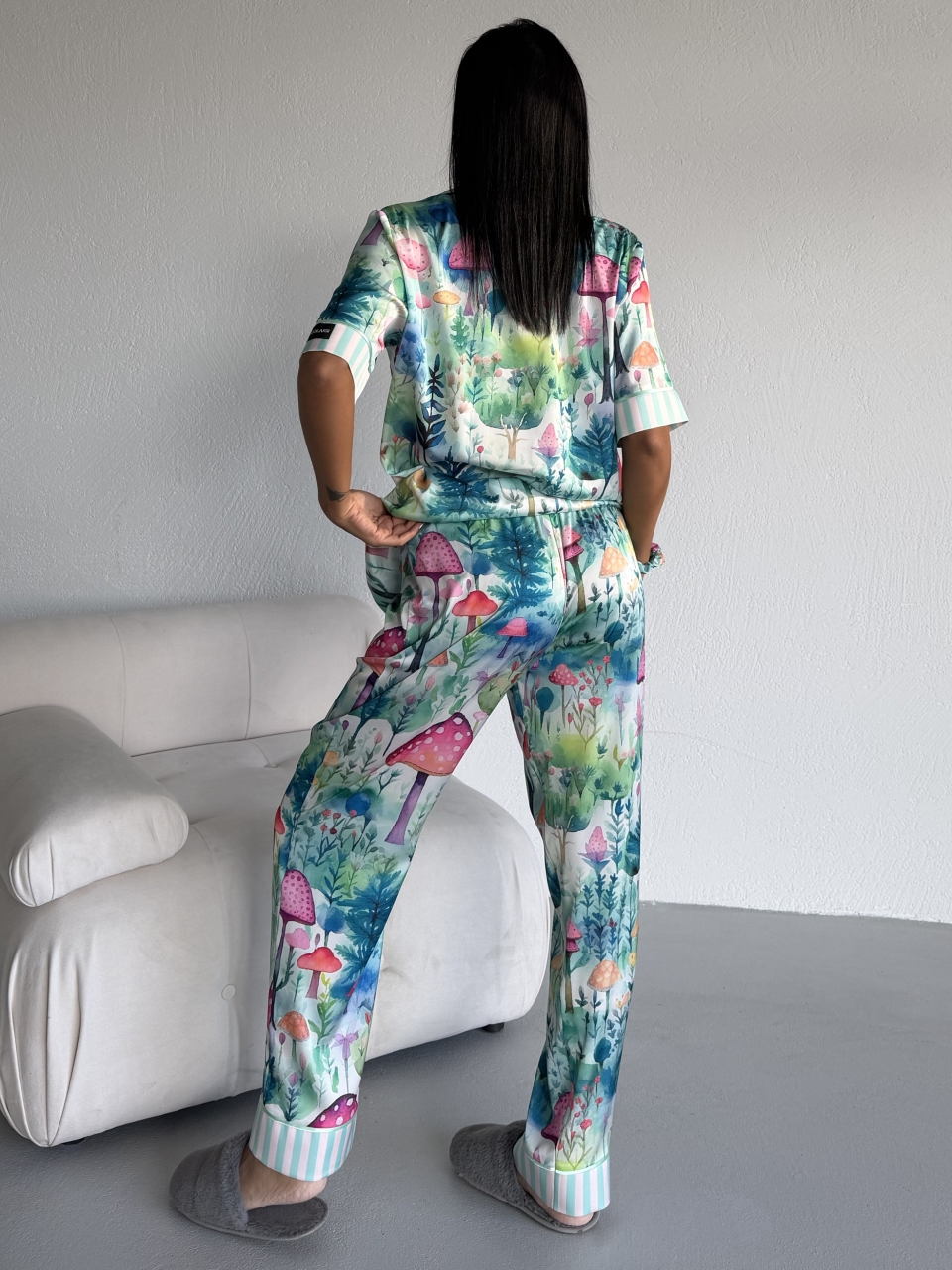 Set pijama dama din doua piese, cu nasturi – 2500379, Mushroom Garden - imagine 4