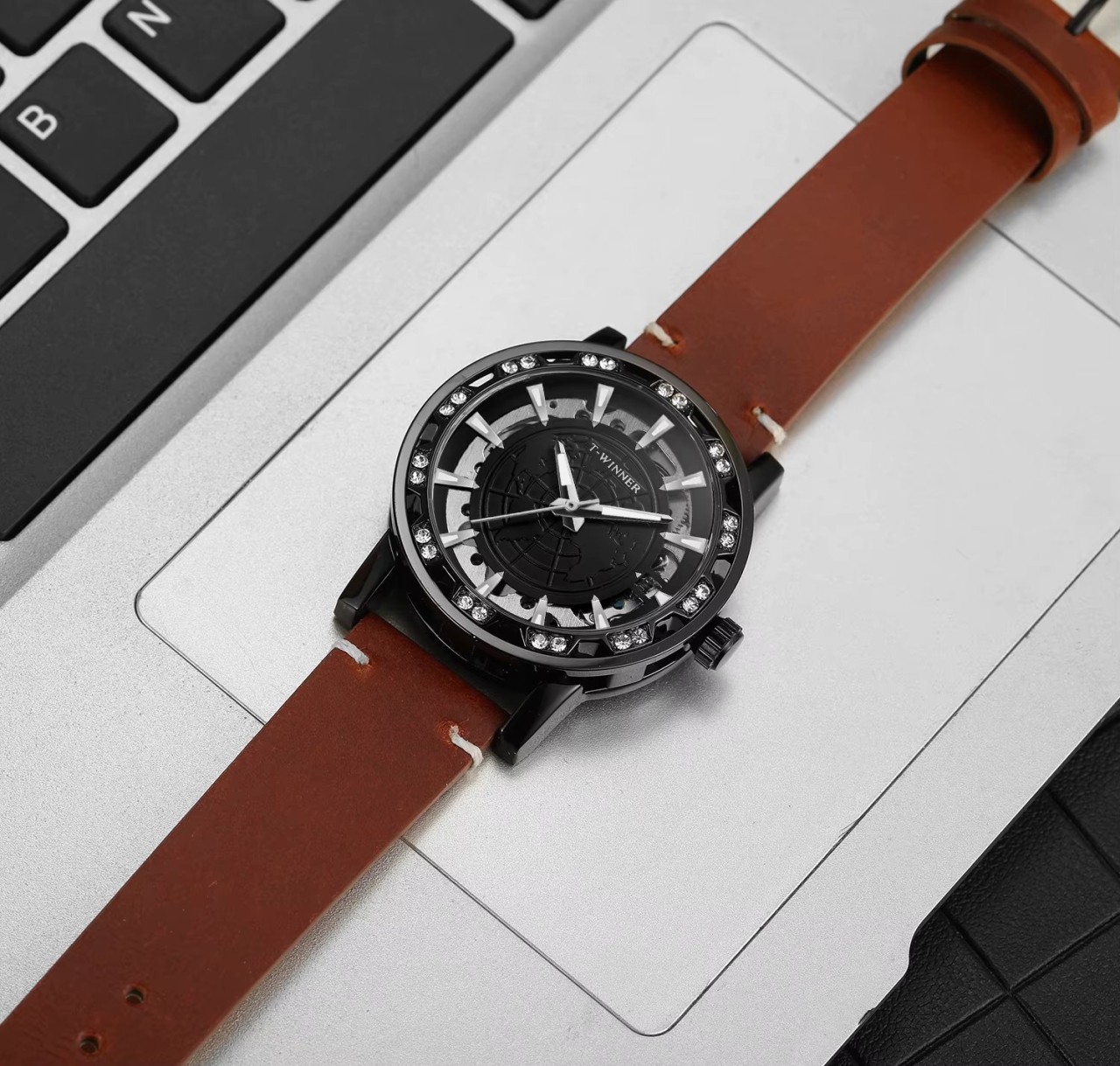 Ceas barbatesc Winner CS1747, automatic, piele naturala, maro, cadran negru - 2 | YEO
