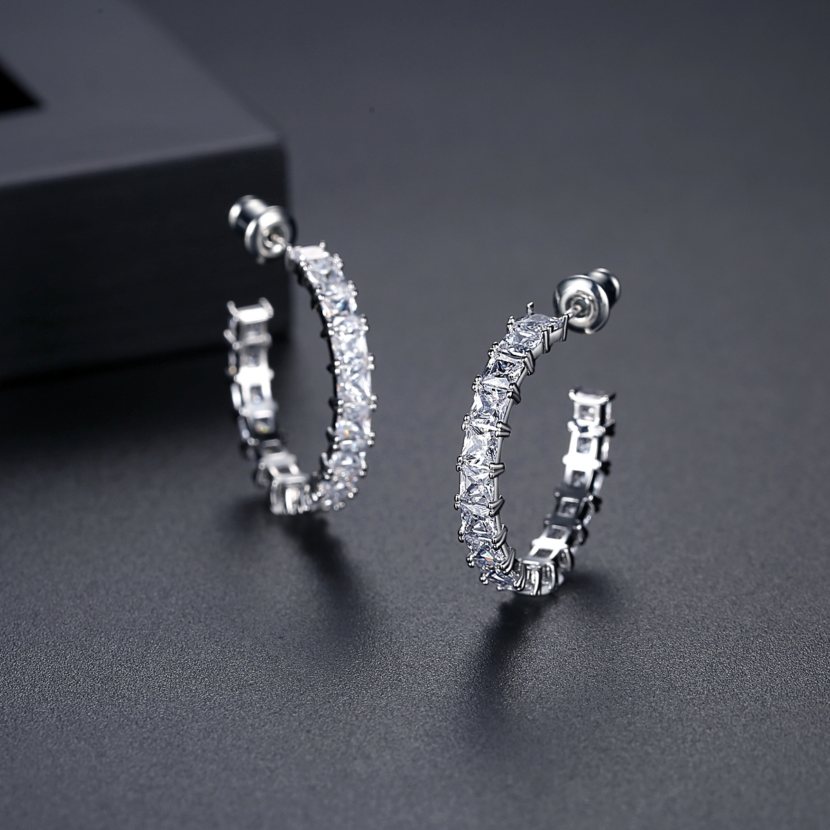 Cercei rotunzi argint 925, JW1792, model elegant, placati cu rodiu