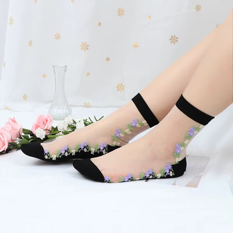 Sosete pentru dama, SS0166, model flori, Alb/Negru, marime universala