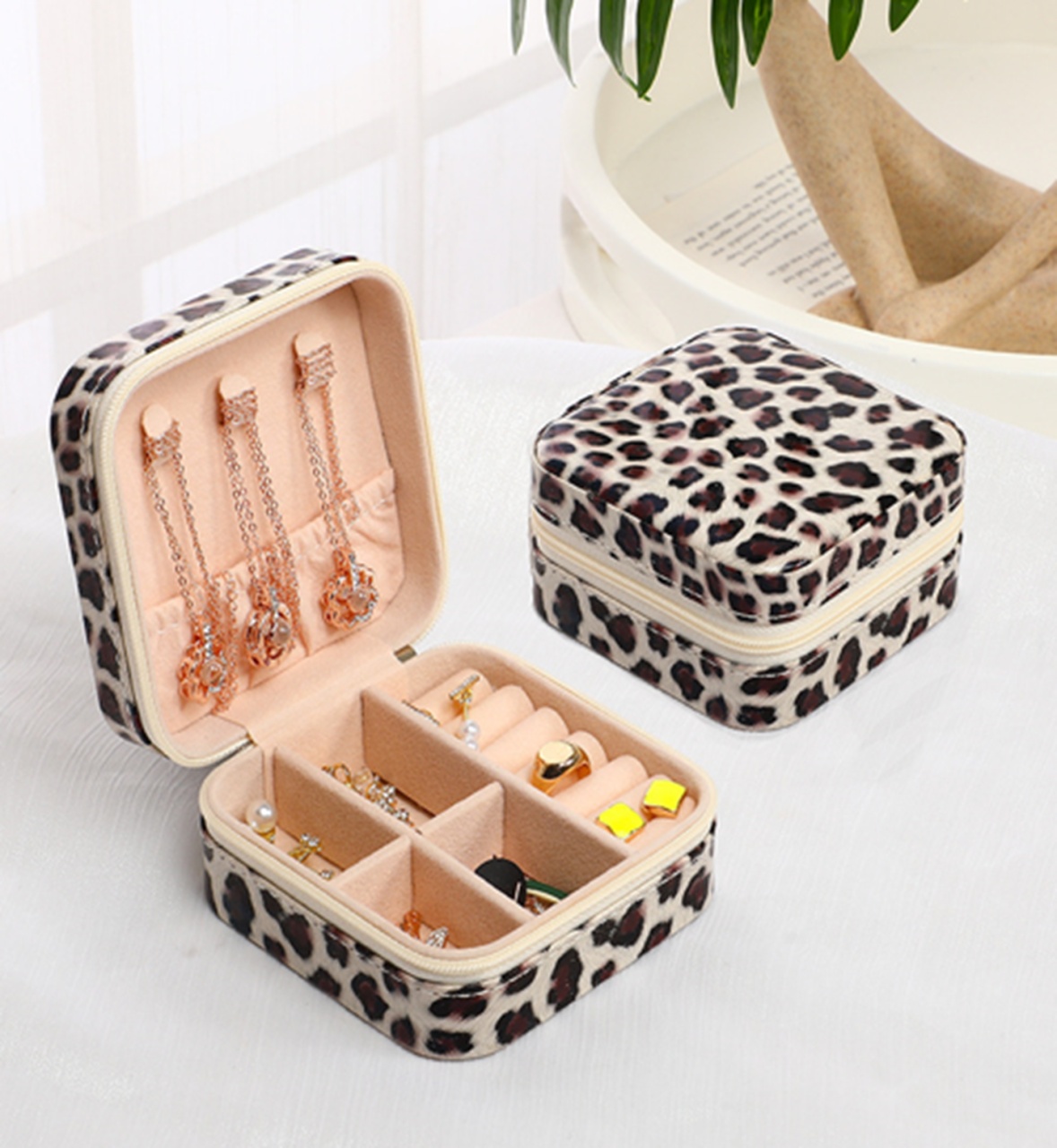 Cutie pentru bijuterii, Iridesa AC035, Animal print