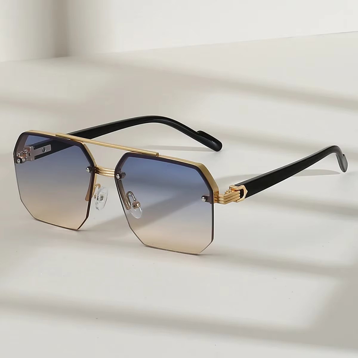 Ochelari de soare unisex fără ramă, lentile degradé, brațe negre, albastru — imaginea 3