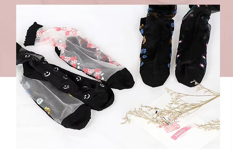 Sosete pentru dama, SS0177, model flori, Negru, marime universala