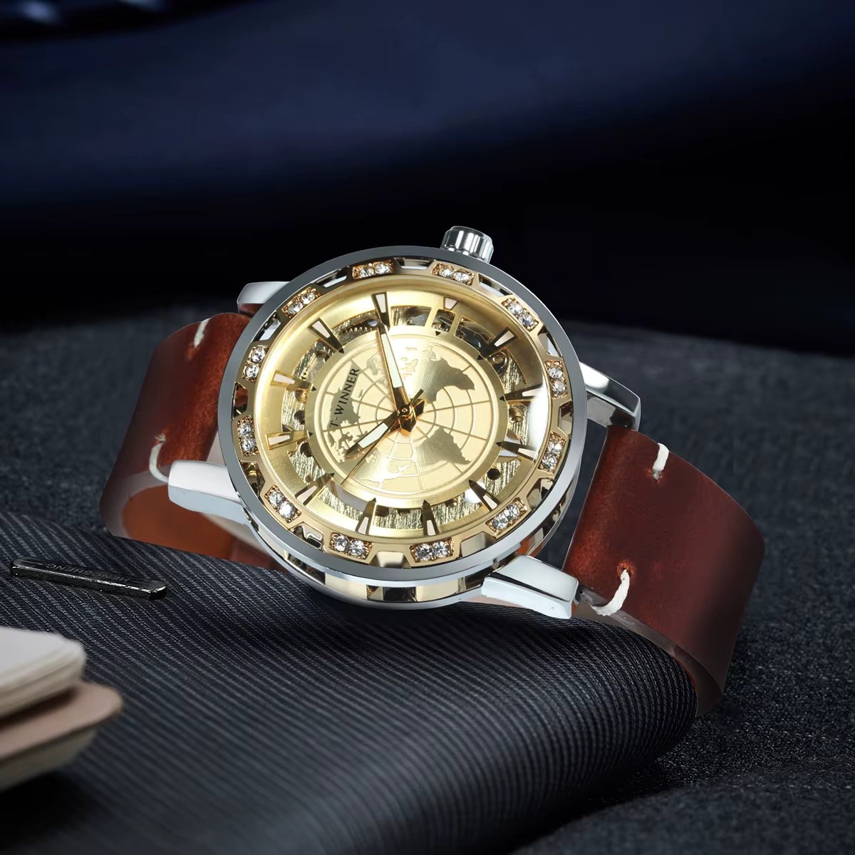 Ceas barbatesc Winner CS1748, automatic, piele naturala, maro, cadran auriu